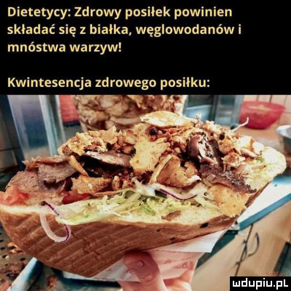 dietetycy zdrowy posiłek powinien składać się z białka węglowodanów i mnóstwa warzyw kwintesencja zdrowego posiłku mdupiu il