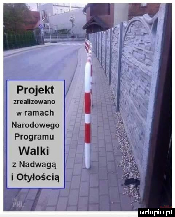 zrealizowano w ramach narodowego programu walki z nadwaga y i otyłością uidupiupl