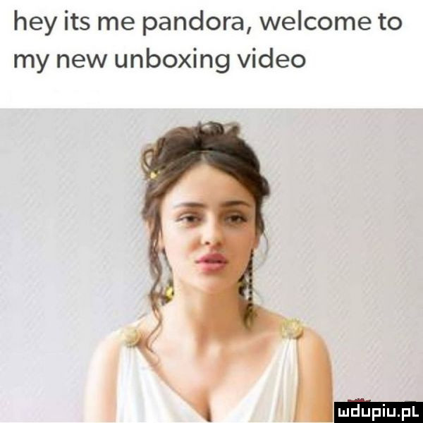 hey ihs me pandora welcome to my naw unboxing video